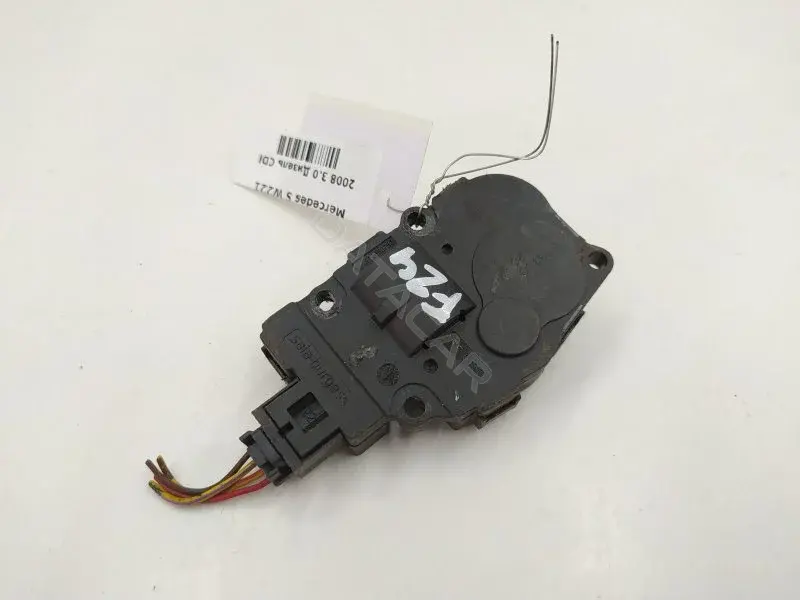 Мотор заслонки печки K9749004