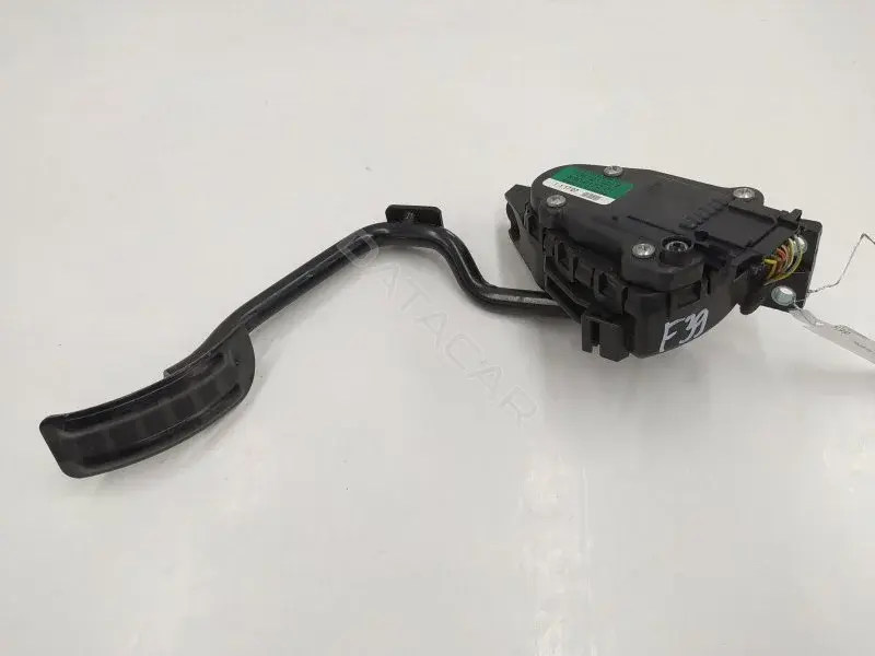 Педаль газа 3D2723503E