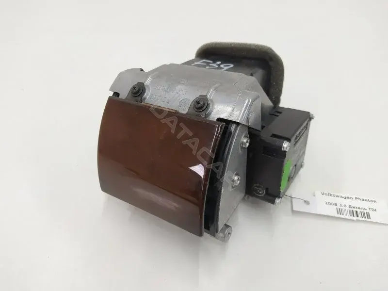 Дефлектор обдува салона 3D2853204B