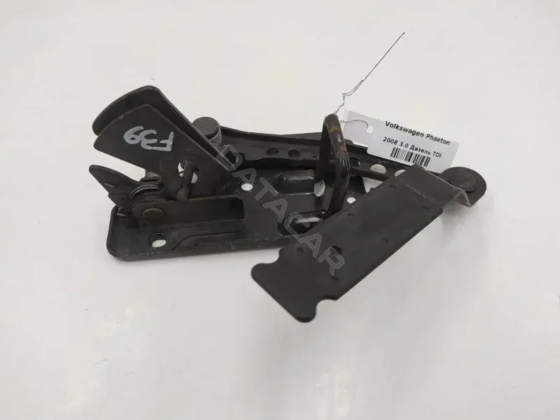 Замок капота 3D0823480E