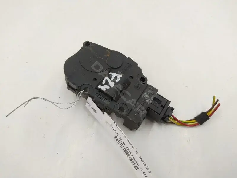 Мотор заслонки печки K9749004