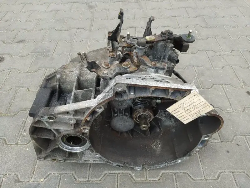 Механическая коробка передач (МКПП) 430003B030