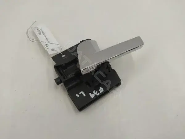 Ручка двери 3D0837617D