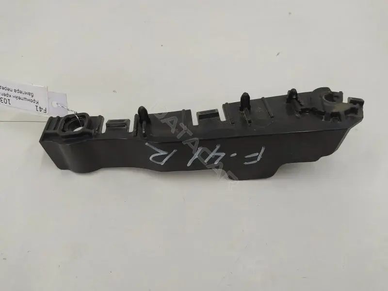 Кронштейн-направляющая бампера DK6216F072BD
