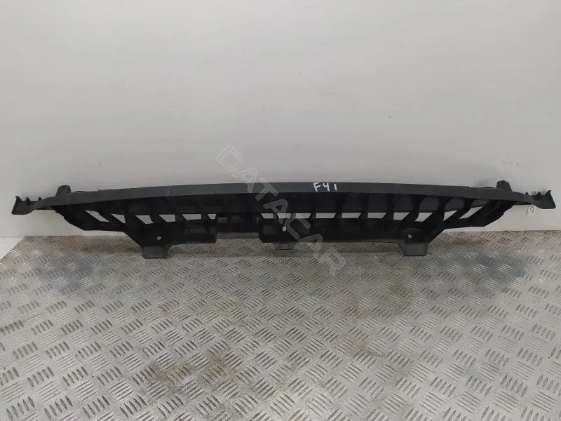 Кронштейн-направляющая бампера DK6217B861AA