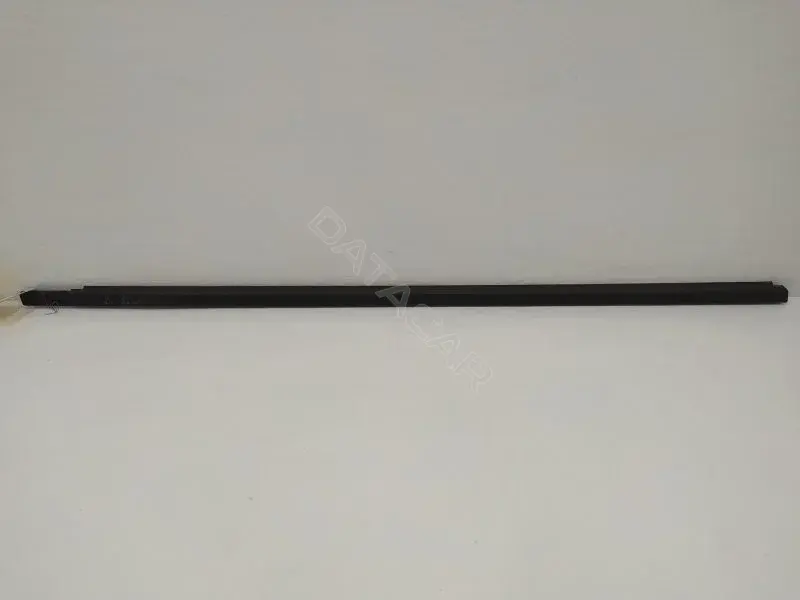 Молдинг двери 95VW21376AGW