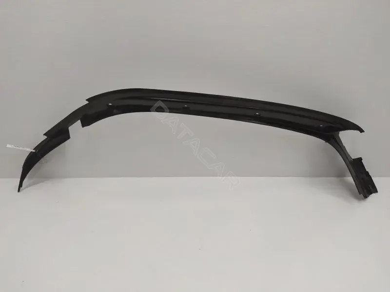 Пластик багажника A2116930333