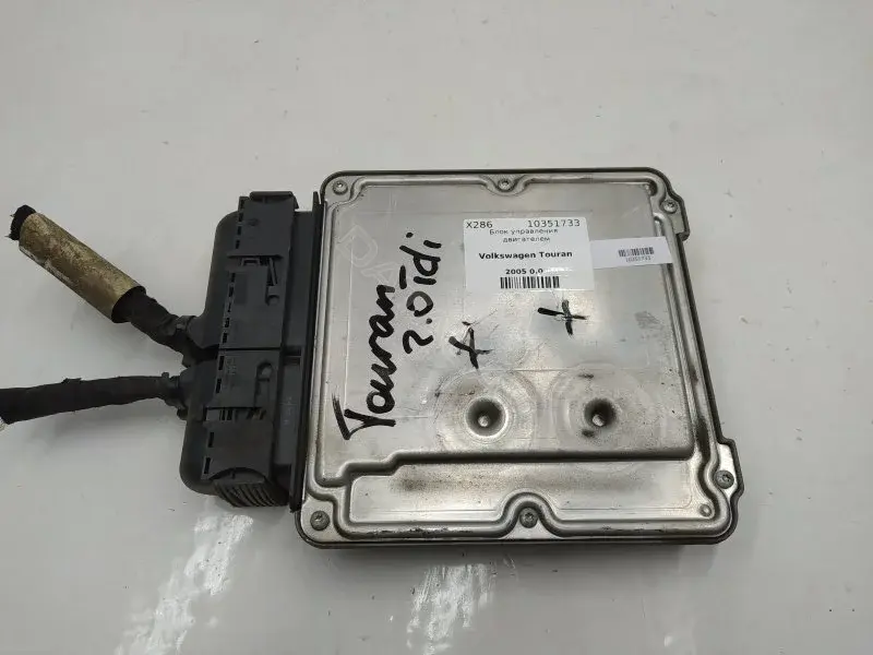 Блок управления двигателем 03G906016EH