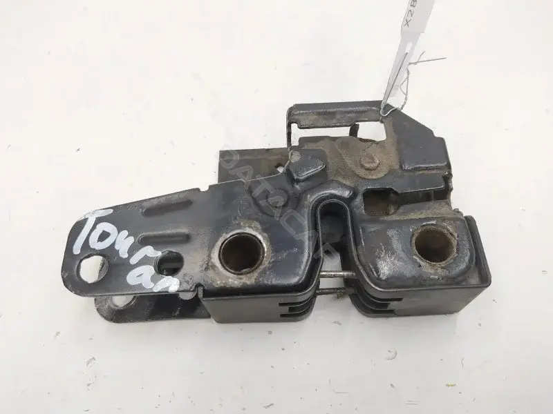 Замок капота 1T0823509B