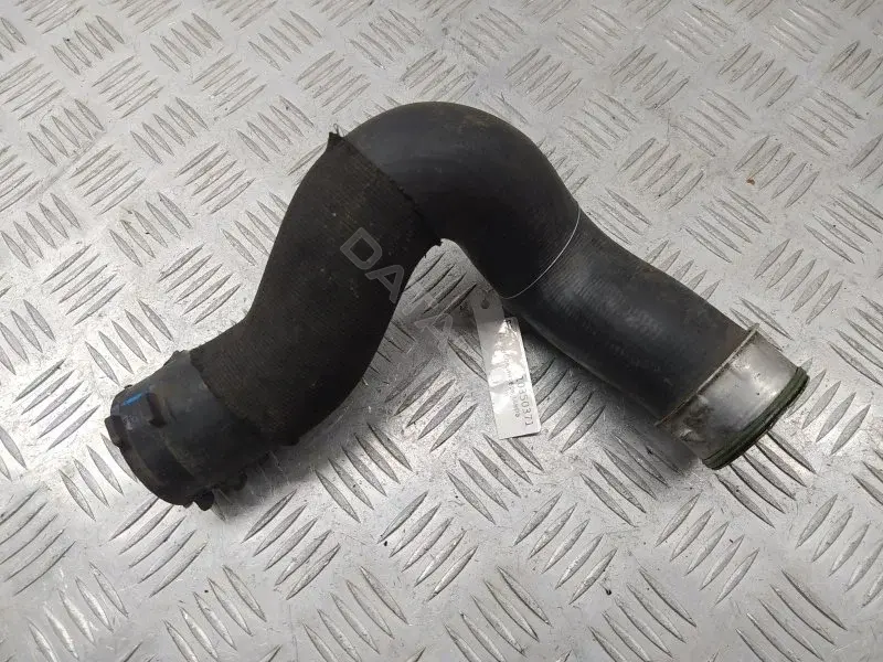 Патрубок интеркулера 7L6145738A