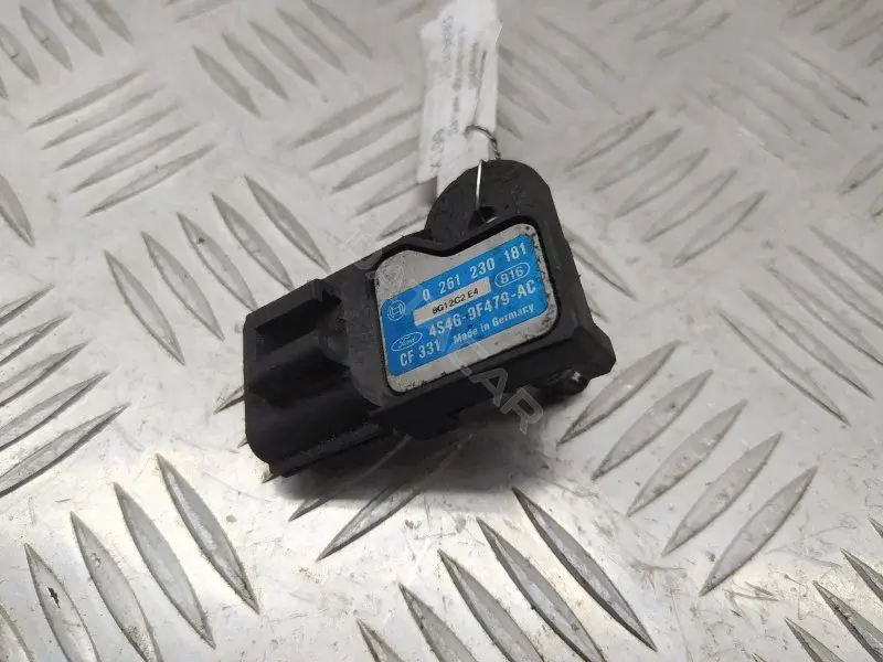 Датчик давления и температуры во впускном коллекторе (MAP) 4S4G9F479AC