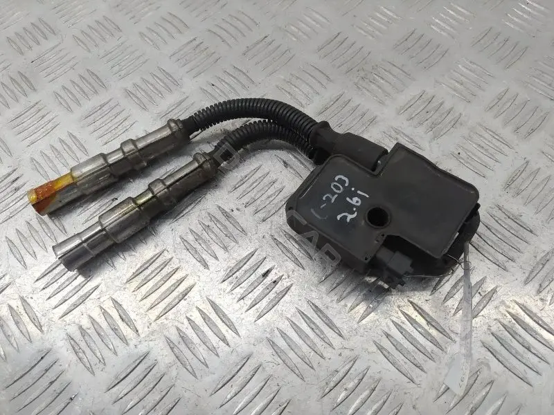 Катушка зажигания A0001587803