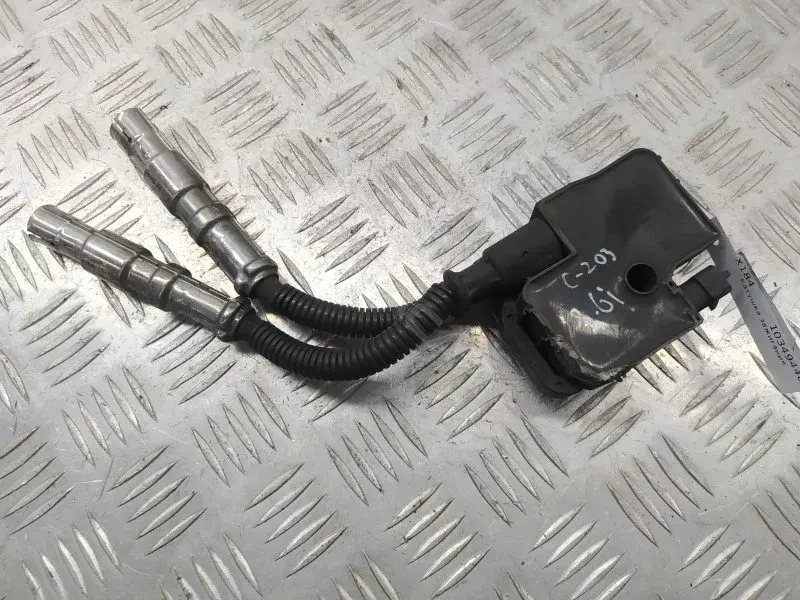 Катушка зажигания A0001587803