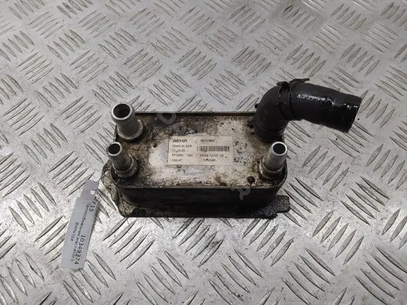 Масляный радиатор двигателя 8W837A095AB