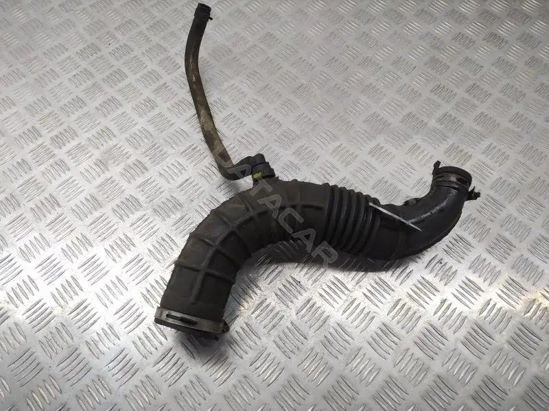 Патрубок интеркулера 8200500384A