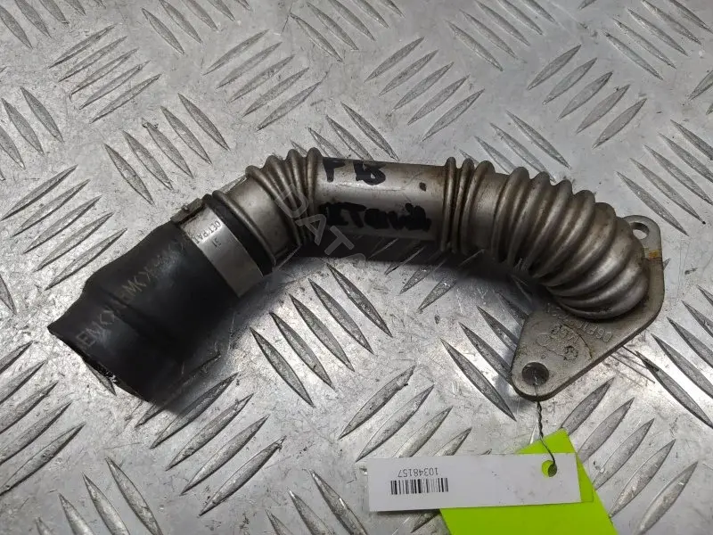 Маслопровод турбины 06F103213N