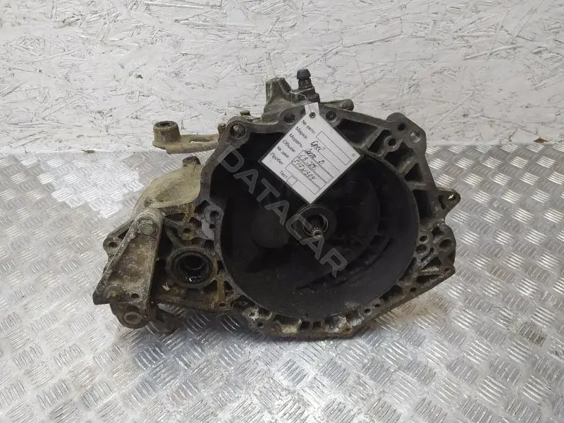 Механическая коробка передач (МКПП) F17W374