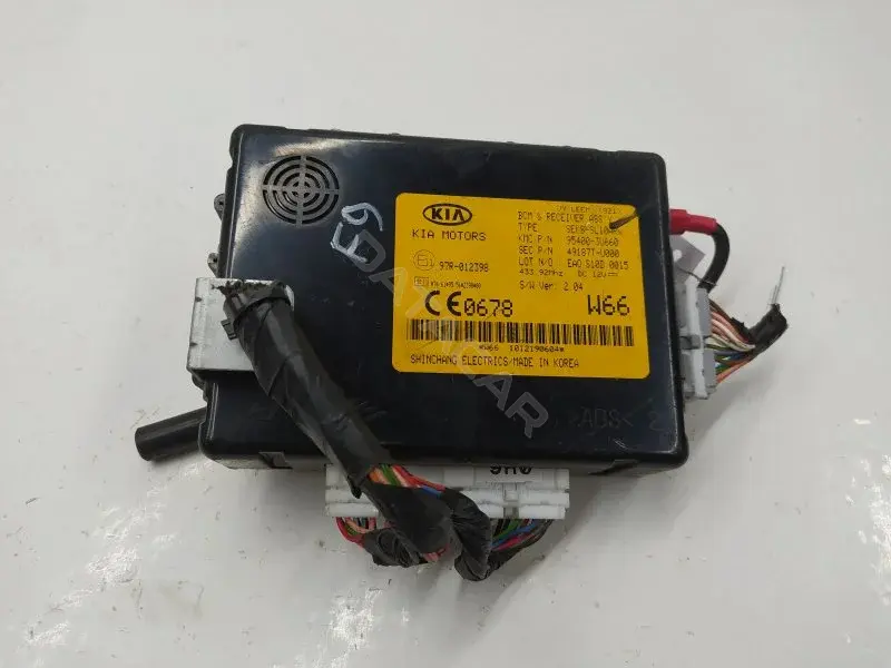 Блок центрального замка 954003U660