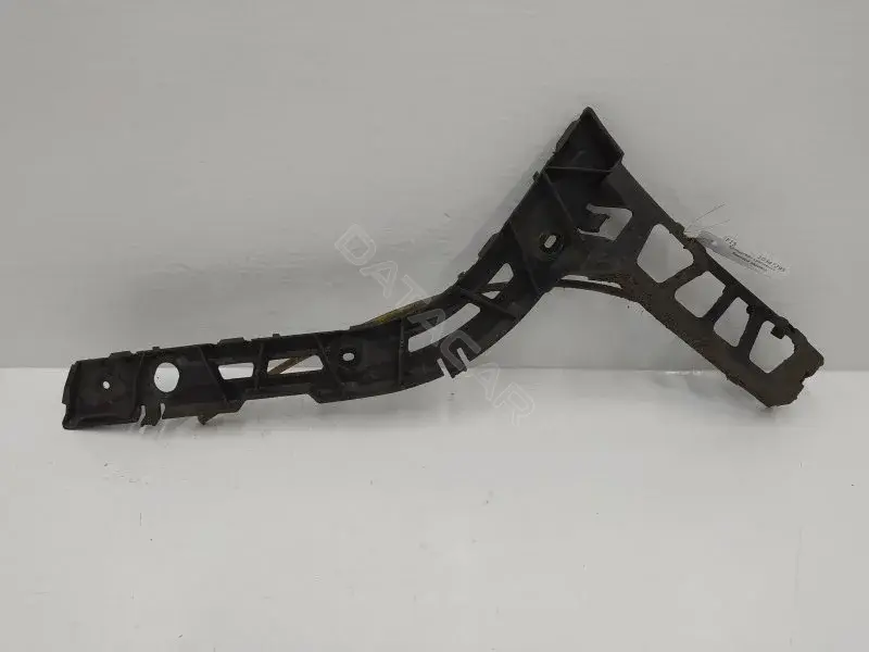 Кронштейн-направляющая бампера 8X2317B930AF