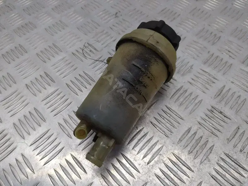 Бачок гидроусилителя 4M513R700AC