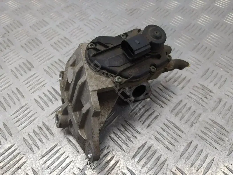 Клапан ЕГР 06F131503B