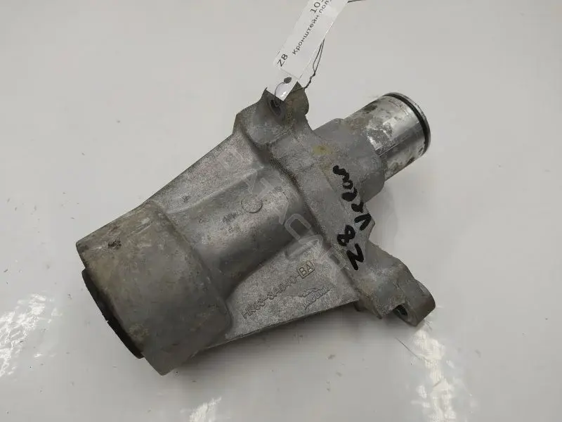 Кронштейн полуоси HK833A040BA