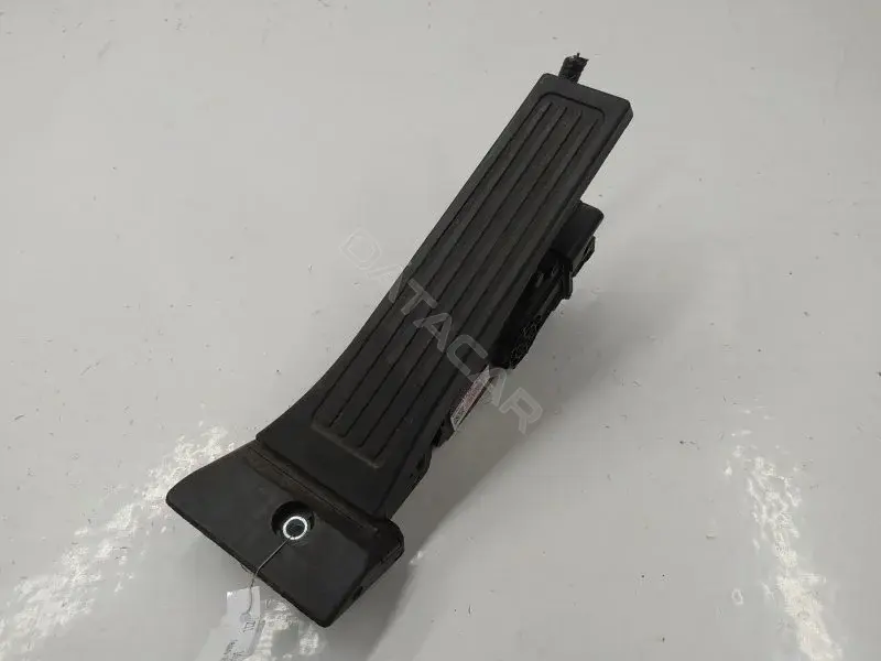 Педаль газа 32700D4200
