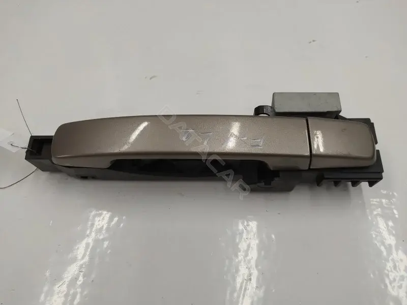 Ручка двери 80611EB300