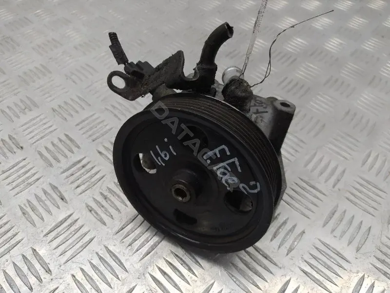 Насос гидроусилителя руля 4M513A696AE