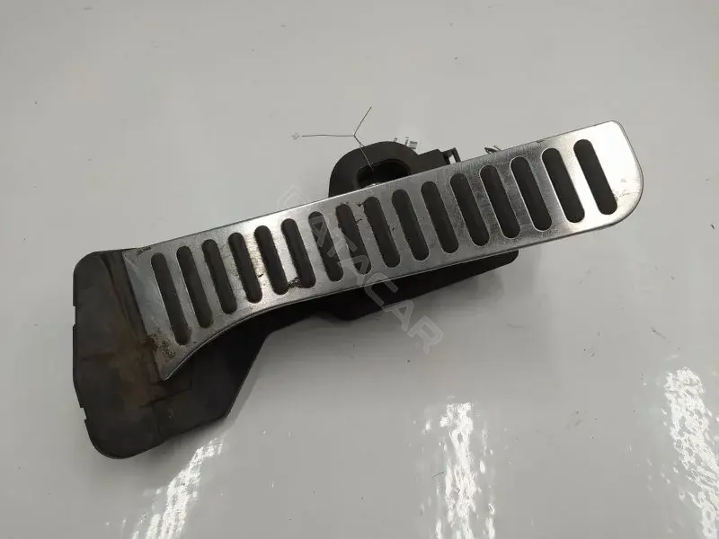 Педаль газа 1K2721503L