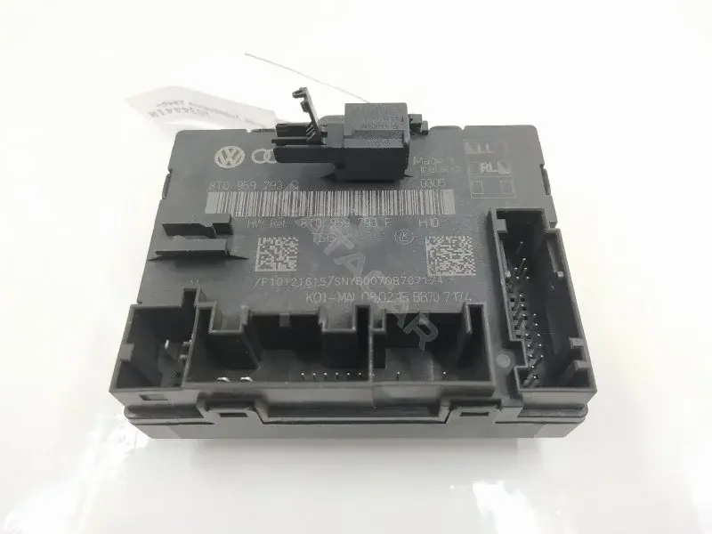Блок управления двери 8T0959793Q
