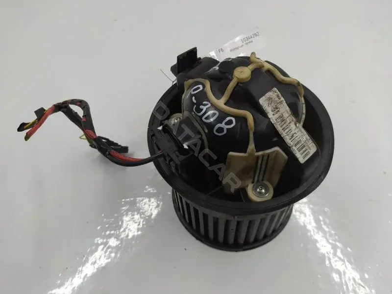 Моторчик печки T1000588K