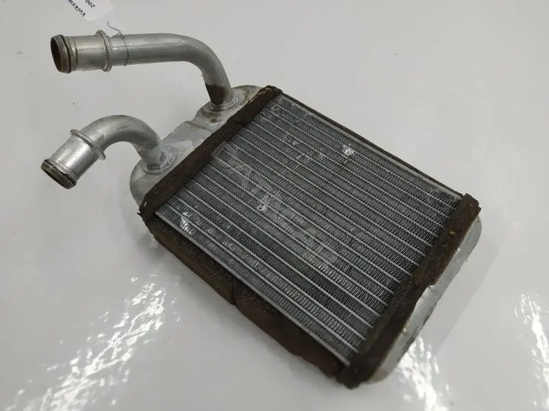 Радиатор печки 7L0819032A