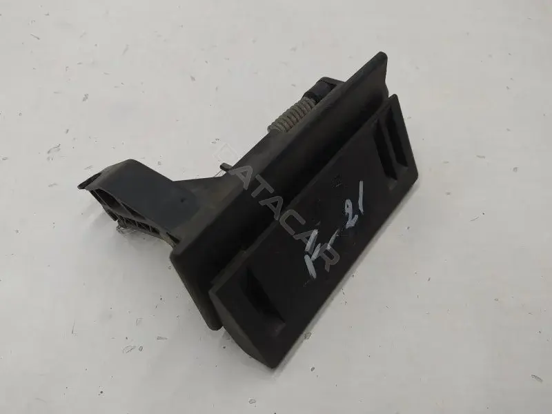 Ручка крышки багажника 90606EA500