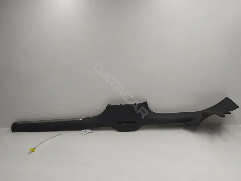 Накладка на порог 5G4853370A