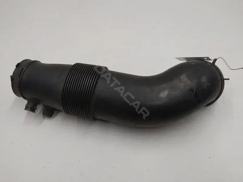 Патрубок воздушный 07L129628E