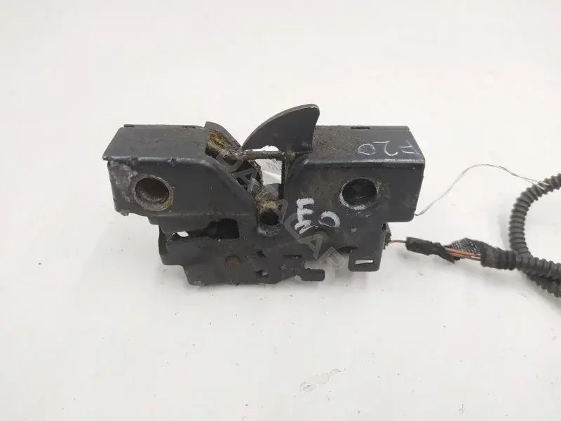 Замок капота 5G2823509F