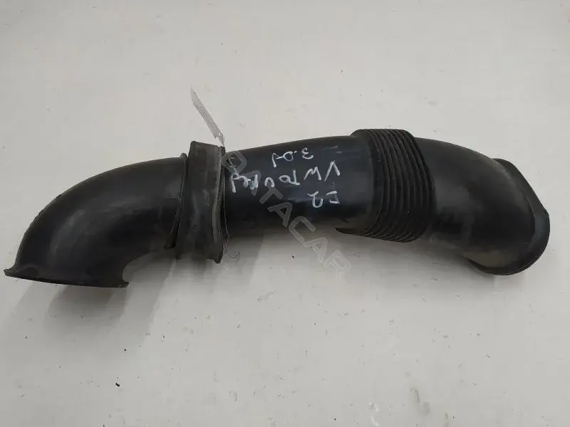 Патрубок воздушный 7L6129752B