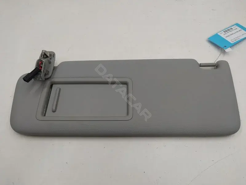 Козырек солнцезащитный 8W0857551
