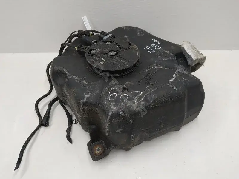 Топливный бак 16197378033