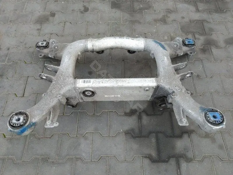 Балка подвески 6861096