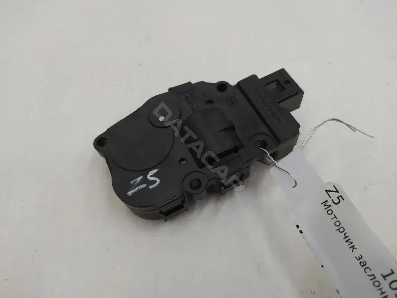 Мотор заслонки печки T946104A