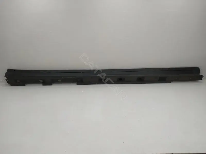 Накладка на порог 7585042030