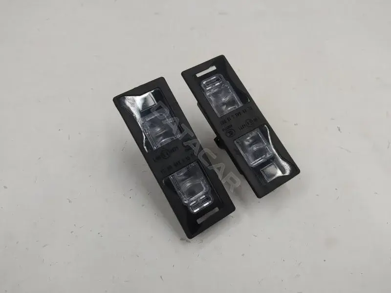 Фонарь подсветки номерного знака 8W6943021A