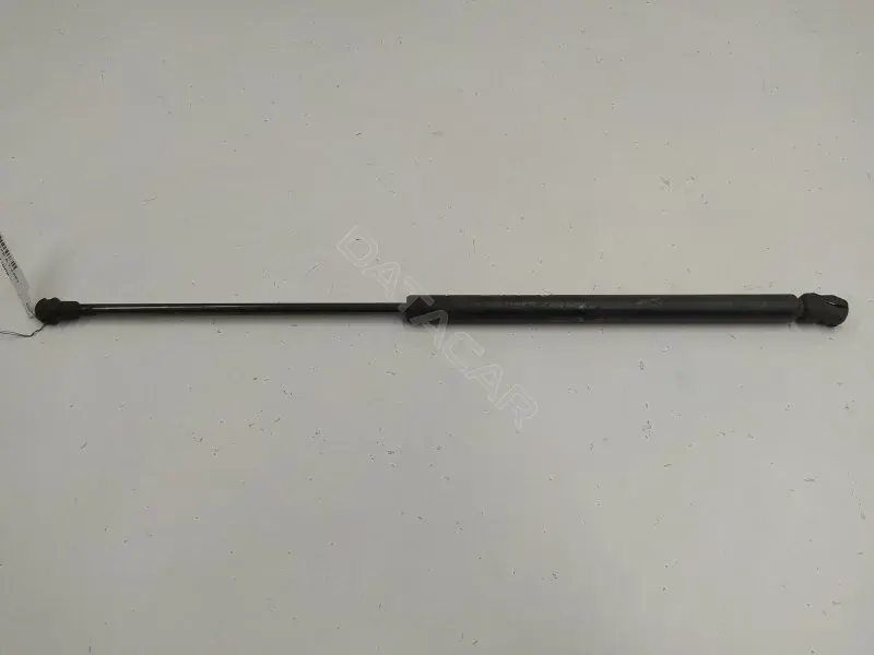 Амортизатор крышки багажника, капота, заднего стекла 8D9827550