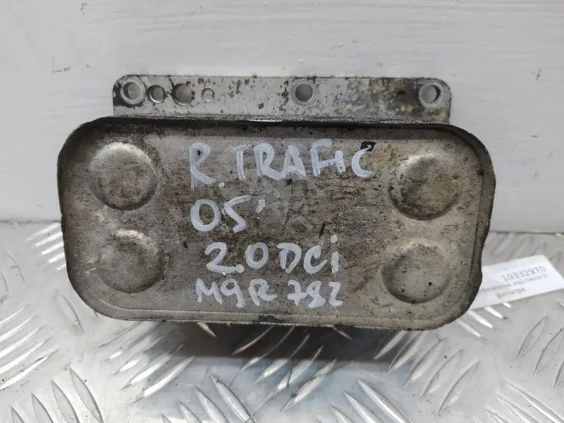 Масляный радиатор двигателя 6790972560
