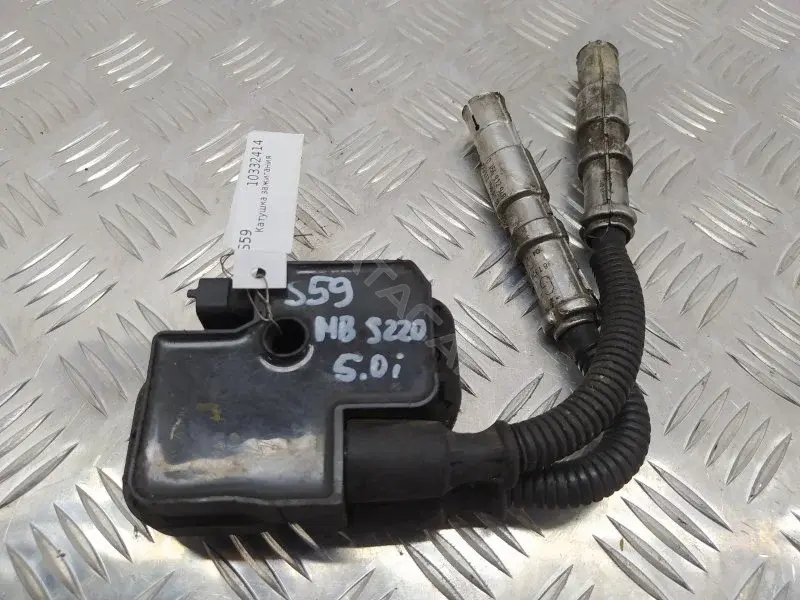 Катушка зажигания A0001587303