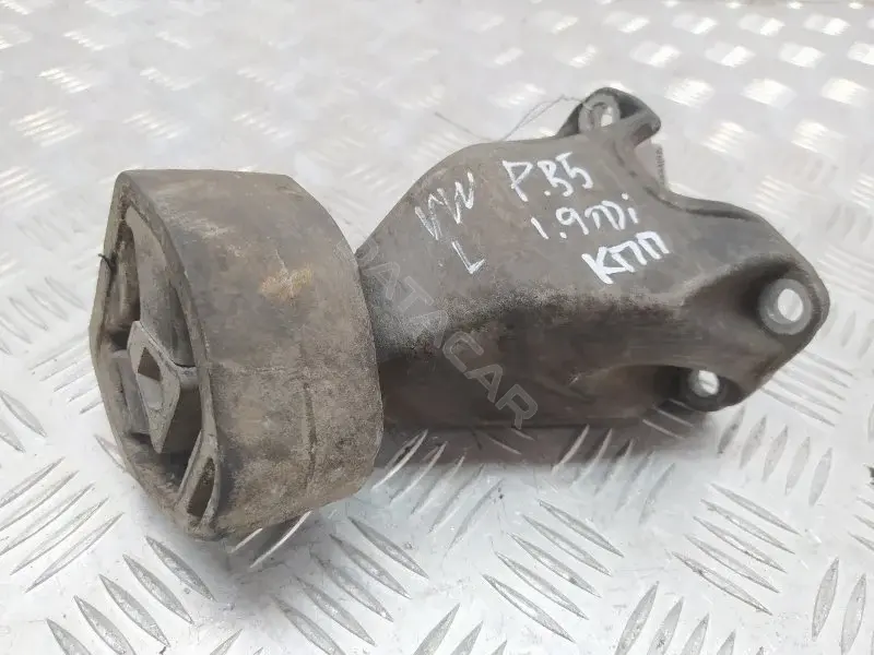 Кронштейн КПП 8D0399113AB