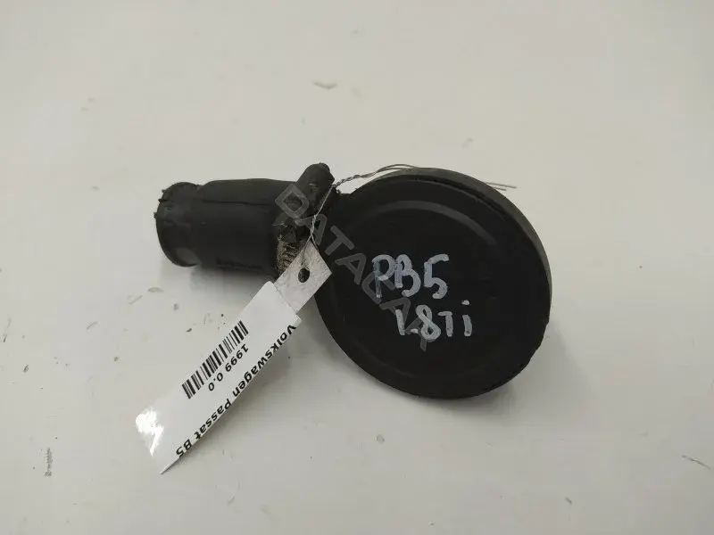 Клапан картерных газов 034129101A