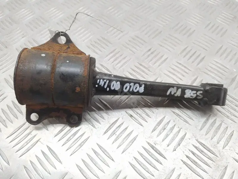 Подушка двигателя (Опора) 6N0199855